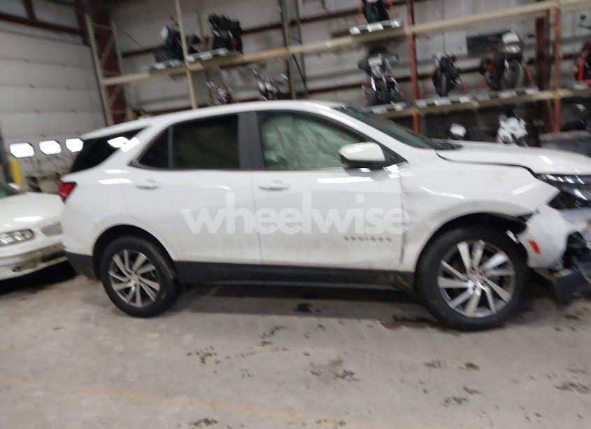 Thumbnail 5 of 2022 CHEVROLET EQUINOX AWD LT