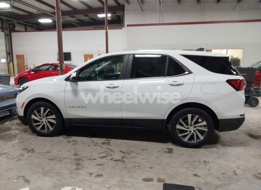 Thumbnail 6 of 2022 CHEVROLET EQUINOX AWD LT
