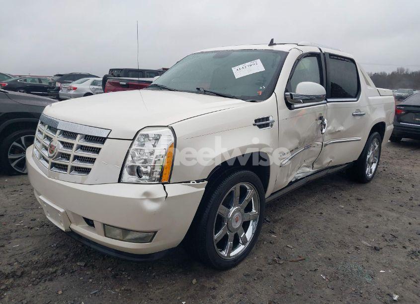 Thumbnail 9 of 2011 CADILLAC ESCALADE EXT PREMIUM
