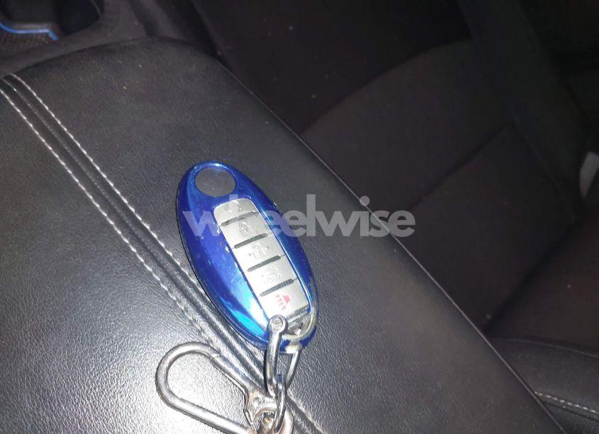 Thumbnail 3 of 2021 NISSAN SENTRA SV XTRONIC CVT