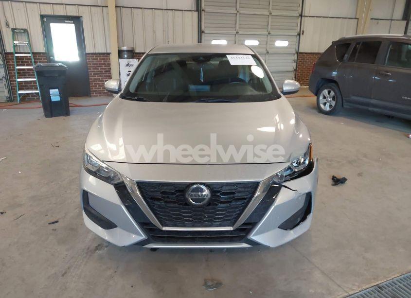 Thumbnail 5 of 2021 NISSAN SENTRA SV XTRONIC CVT