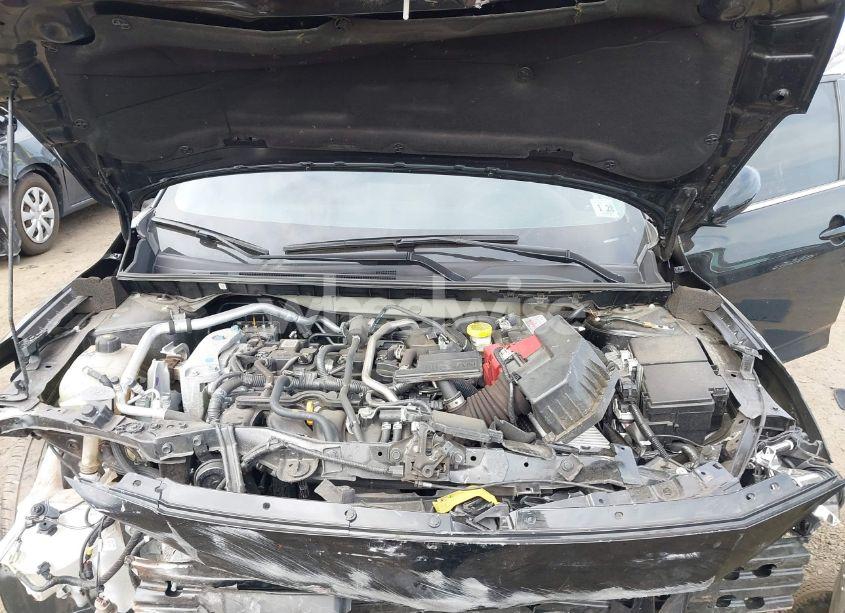 Thumbnail 2 of 2022 NISSAN SENTRA SV XTRONIC CVT