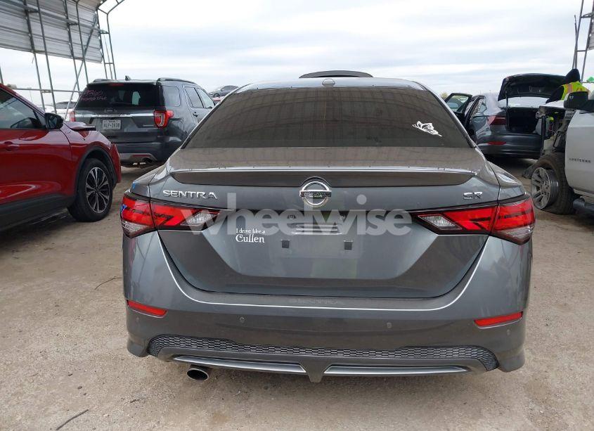 Thumbnail 9 of 2022 NISSAN SENTRA SR XTRONIC CVT