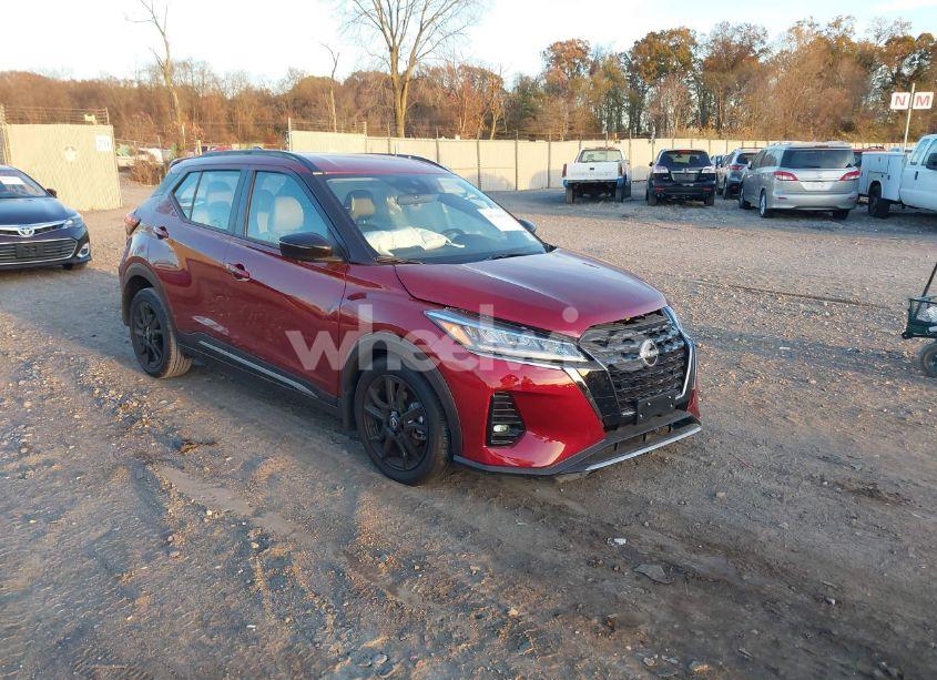 Photo of NISSAN KICKS SR XTRONIC CVT