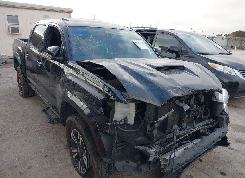 Photo of TOYOTA TACOMA TRD SPORT