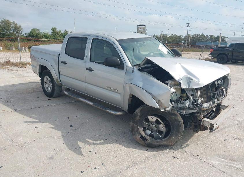 Main photo of 2005 TOYOTA TACOMA DOUBLE CAB PRERUNNER with VIN 3TMJU62N55M005008