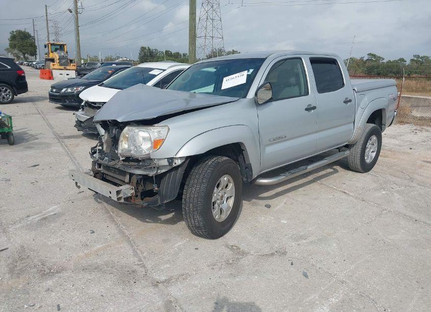 Thumbnail 12 of 2005 TOYOTA TACOMA DOUBLE CAB PRERUNNER