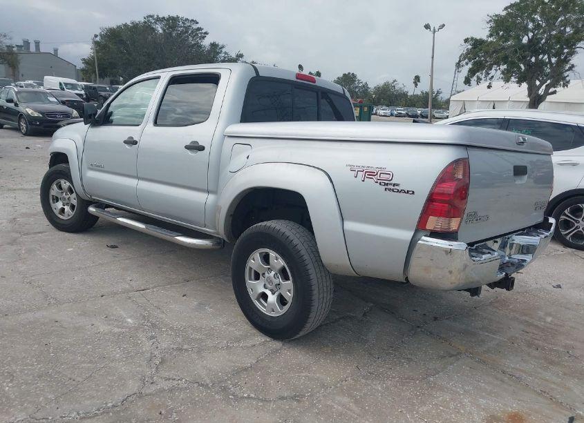 Thumbnail 15 of 2005 TOYOTA TACOMA DOUBLE CAB PRERUNNER