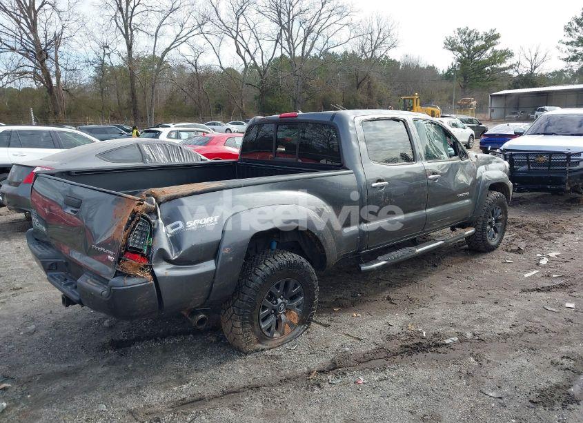 Thumbnail 11 of 2014 TOYOTA TACOMA DBL CAB PRERUNNER LNG BED