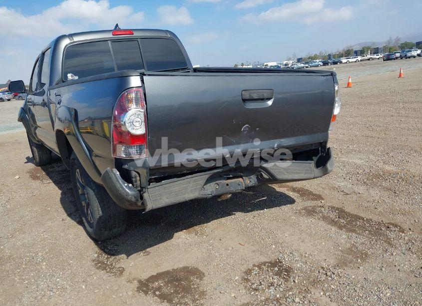 Thumbnail 13 of 2013 TOYOTA TACOMA DBL CAB PRERUNNER LNG BED