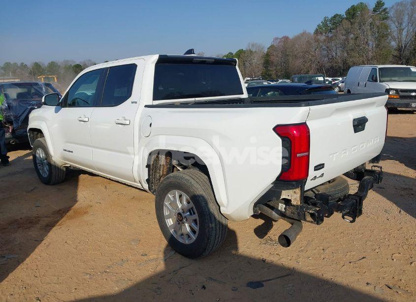 Thumbnail 10 of 2024 TOYOTA TACOMA SR5 4WD