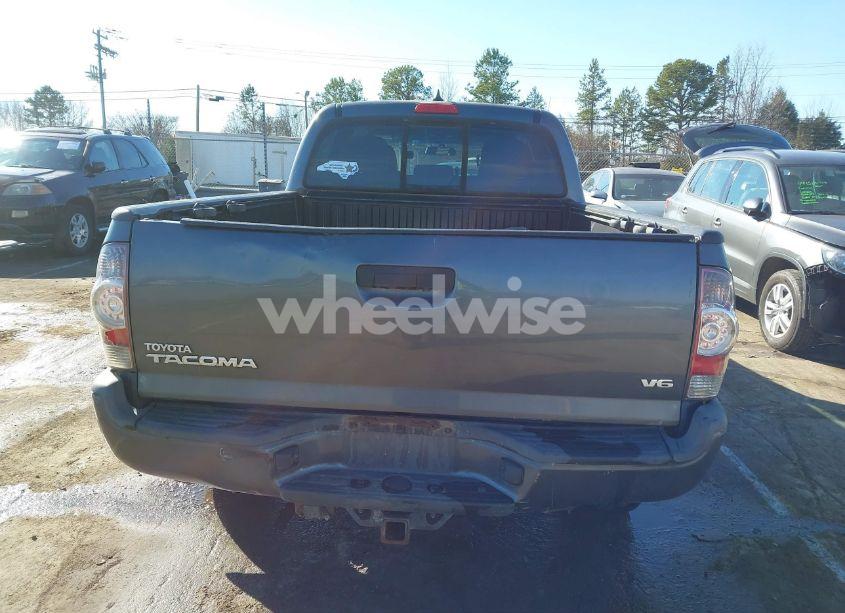 Thumbnail 8 of 2015 TOYOTA TACOMA DOUBLE CAB LONG BED