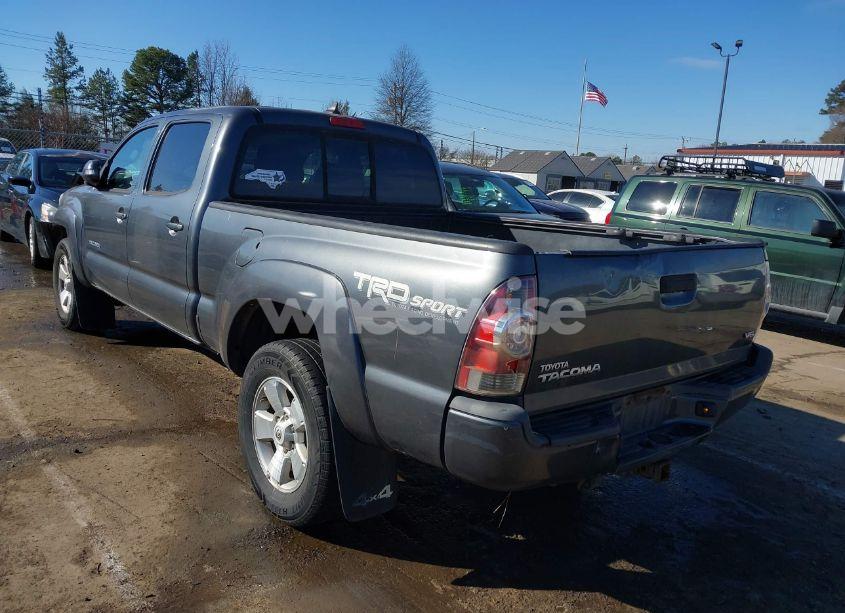 Thumbnail 10 of 2015 TOYOTA TACOMA DOUBLE CAB LONG BED