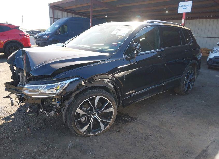 Thumbnail 10 of 2022 VOLKSWAGEN TIGUAN 2.0T SEL R-LINE