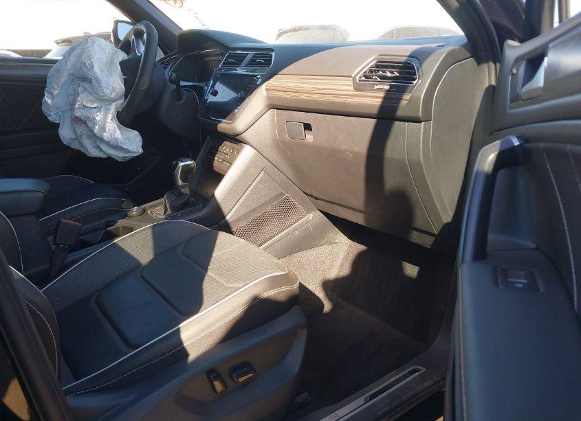 Thumbnail 13 of 2022 VOLKSWAGEN TIGUAN 2.0T SEL R-LINE