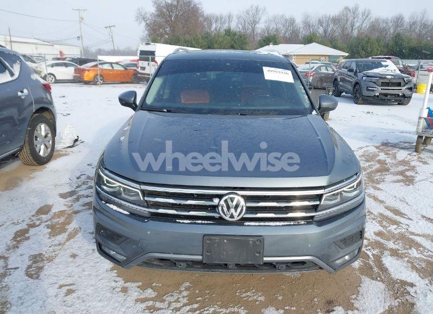 Thumbnail 4 of 2018 VOLKSWAGEN TIGUAN 2.0T SEL PREMIUM