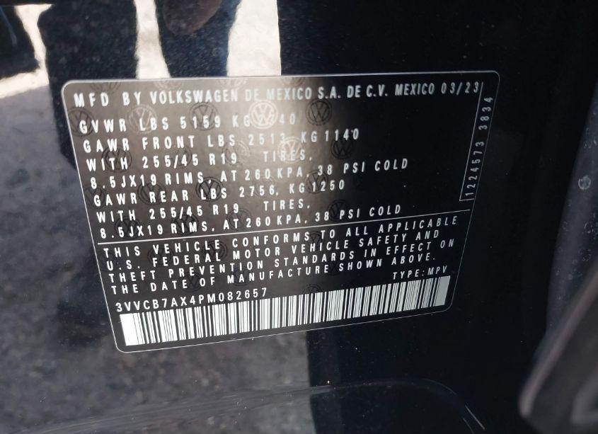 Thumbnail 17 of 2023 VOLKSWAGEN TIGUAN 2.0T SE R-LINE BLACK