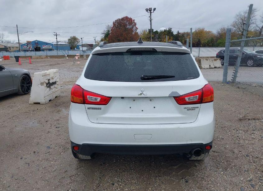 Thumbnail 8 of 2015 MITSUBISHI OUTLANDER SPORT SE