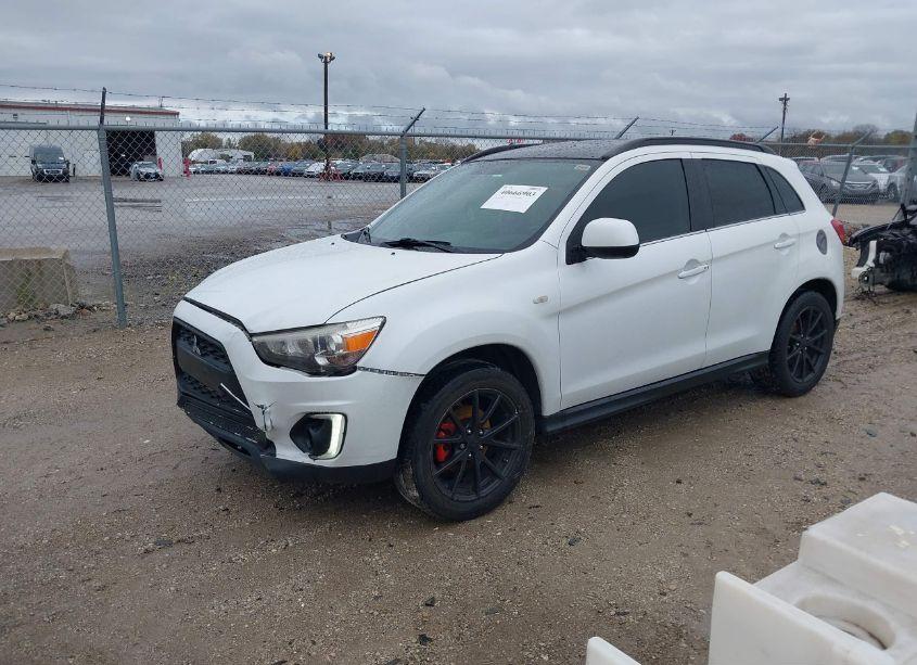 Thumbnail 12 of 2015 MITSUBISHI OUTLANDER SPORT SE