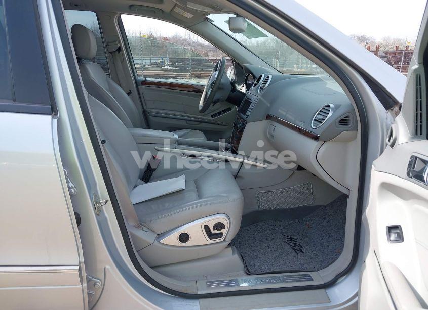 Thumbnail 7 of 2009 MERCEDES-BENZ GL 320 BLUETEC 4MATIC