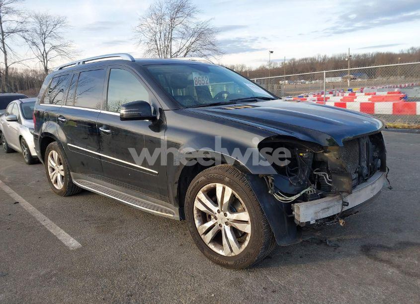 Photo of MERCEDES-BENZ GL 450 4MATIC