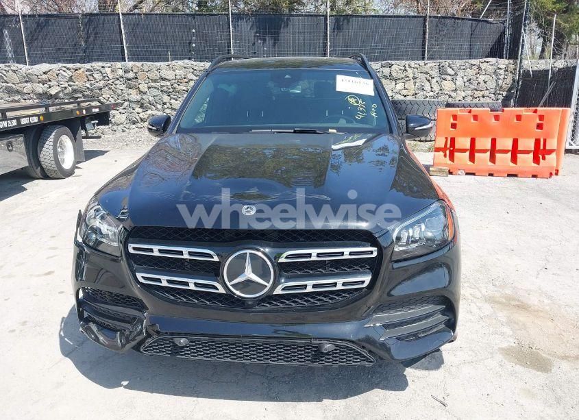 Thumbnail 4 of 2023 MERCEDES-BENZ GLS 450 4MATIC