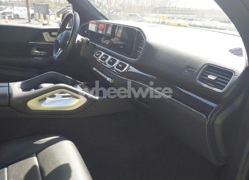 Thumbnail 14 of 2023 MERCEDES-BENZ GLS 450 4MATIC