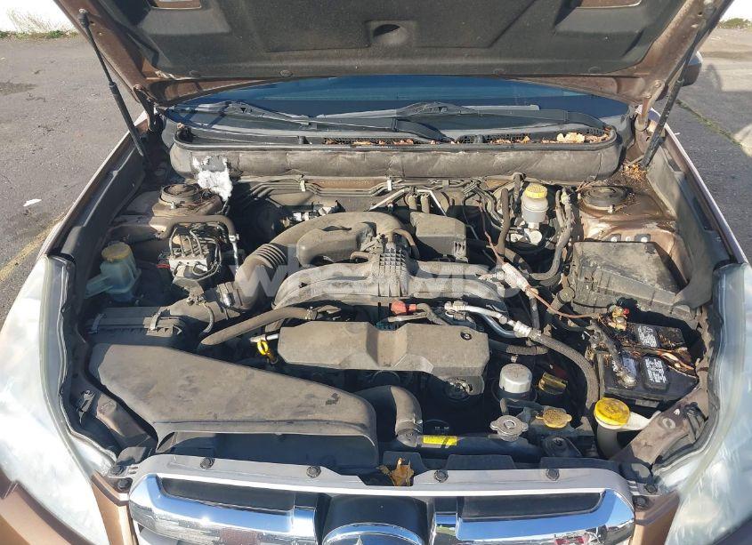 Thumbnail 2 of 2013 SUBARU OUTBACK 2.5I LIMITED