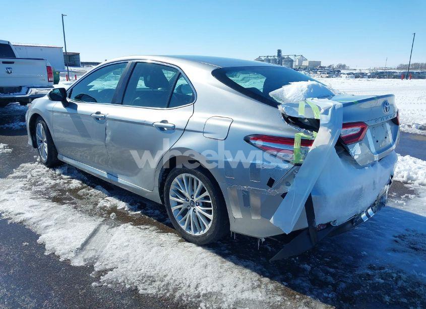 Thumbnail 10 of 2018 TOYOTA CAMRY XLE