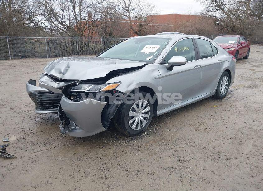 Thumbnail 12 of 2019 TOYOTA CAMRY HYBRID LE