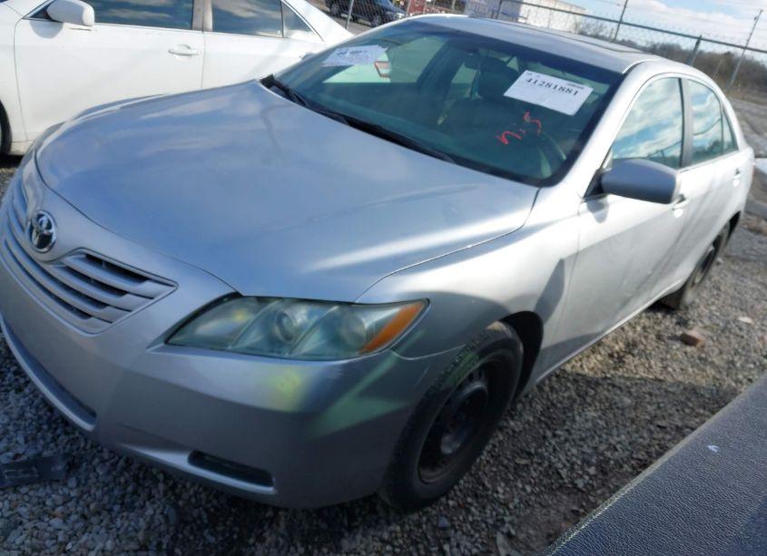Thumbnail 4 of 2009 TOYOTA CAMRY LE