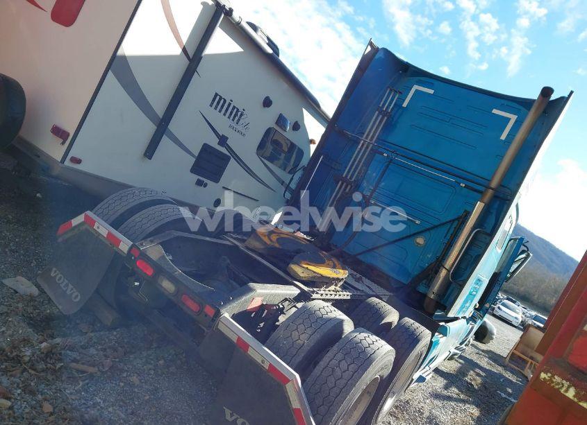 Thumbnail 17 of 2019 VOLVO VNL