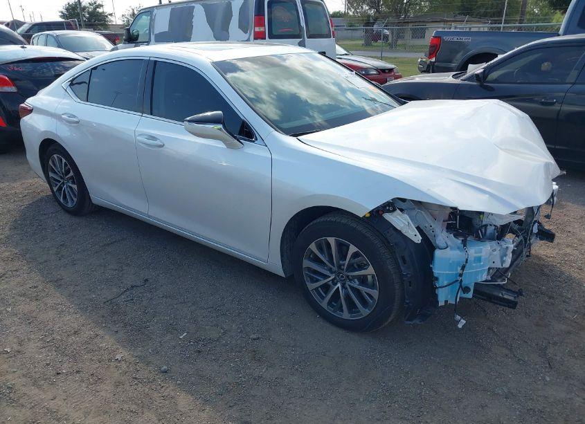 Photo of LEXUS ES 350