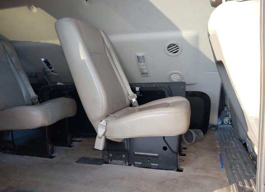 Thumbnail 17 of 2014 NISSAN NV PASSENGER NV3500 HD SL V8