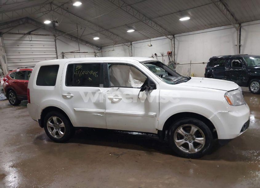 Thumbnail 5 of 2015 HONDA PILOT EX