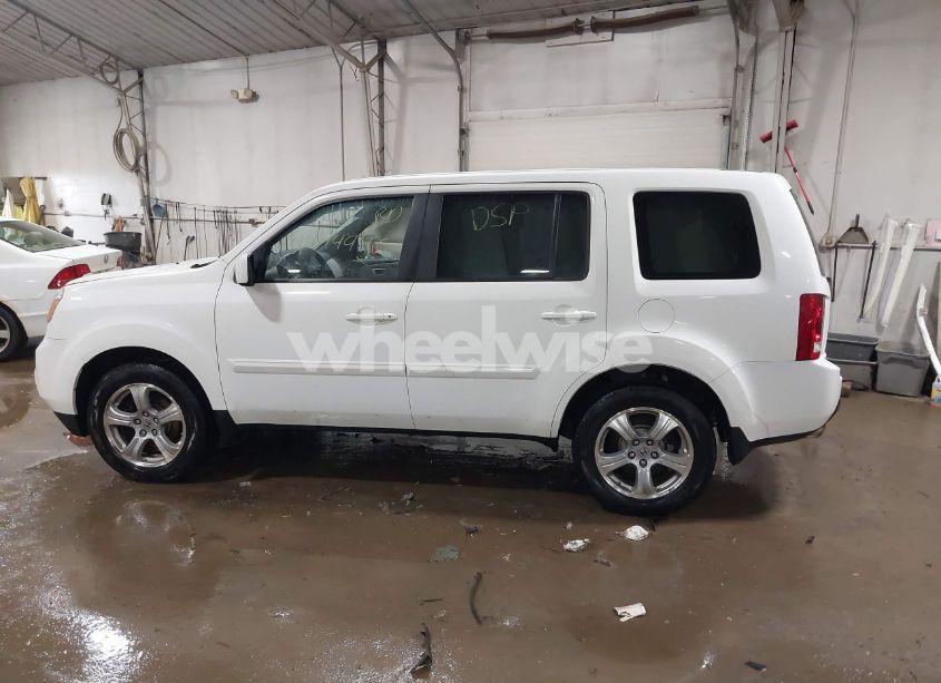 Thumbnail 6 of 2015 HONDA PILOT EX