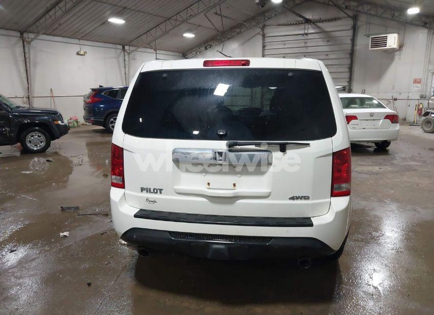 Thumbnail 8 of 2015 HONDA PILOT EX