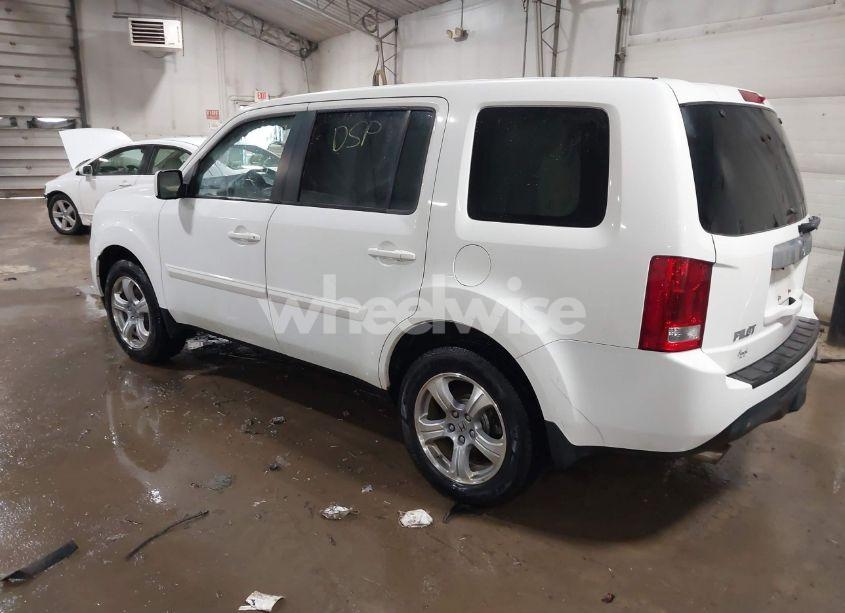 Thumbnail 11 of 2015 HONDA PILOT EX