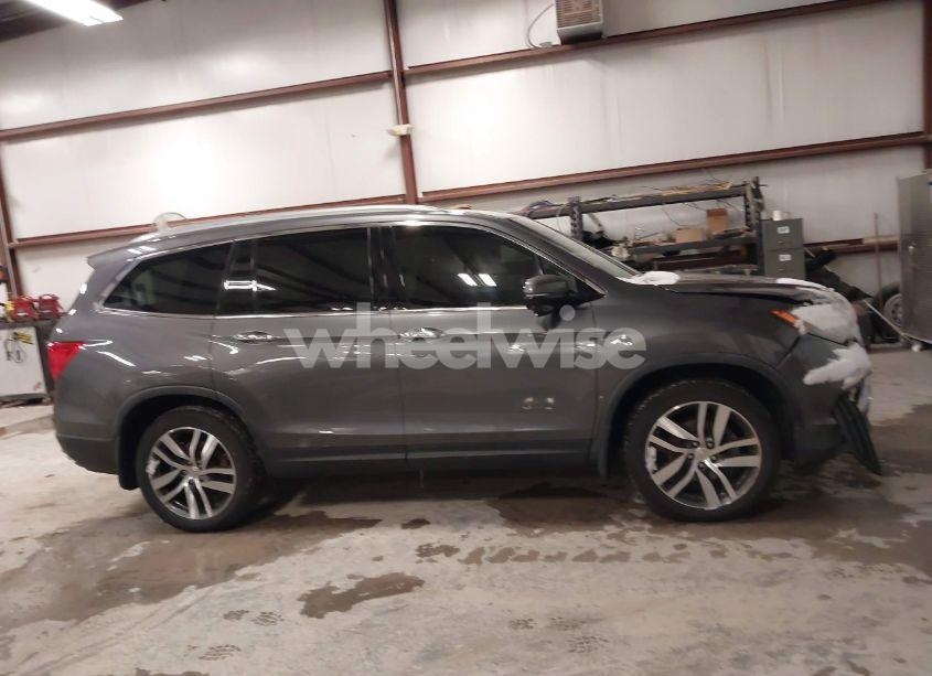 Thumbnail 5 of 2016 HONDA PILOT TOURING