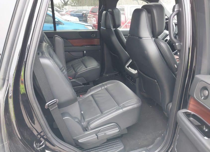 Thumbnail 15 of 2023 LINCOLN NAVIGATOR RESERVE