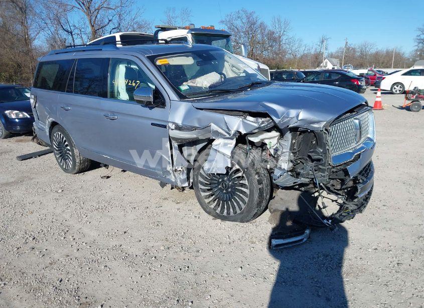 Photo of LINCOLN NAVIGATOR BLACK LABEL