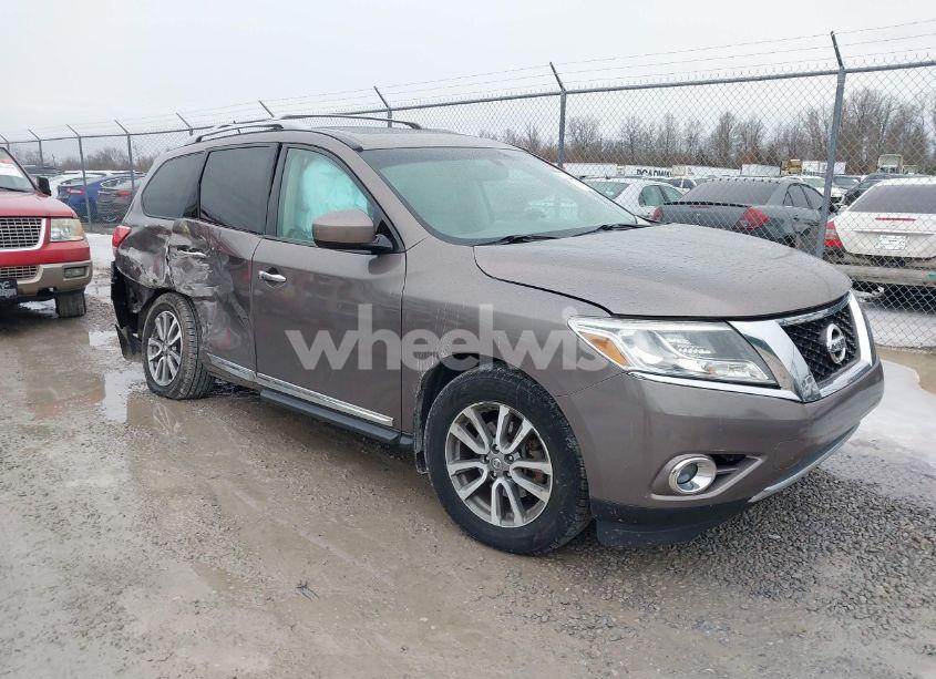 Photo of NISSAN PATHFINDER SL