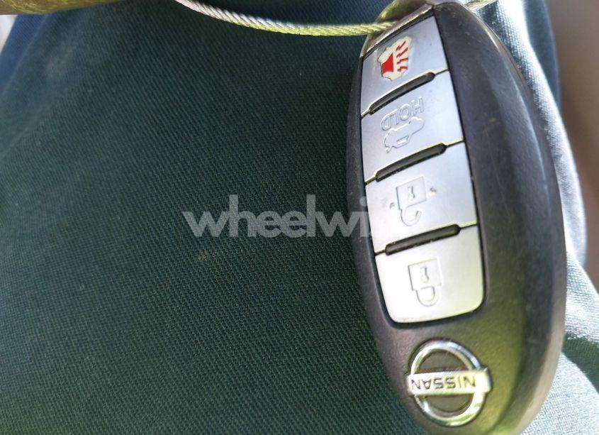 Thumbnail 3 of 2013 NISSAN PATHFINDER SV