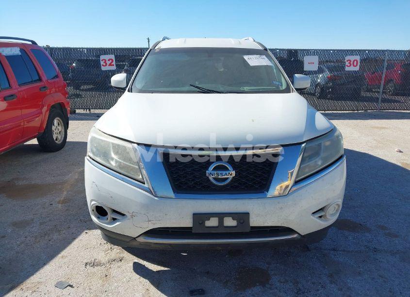 Thumbnail 4 of 2015 NISSAN PATHFINDER S
