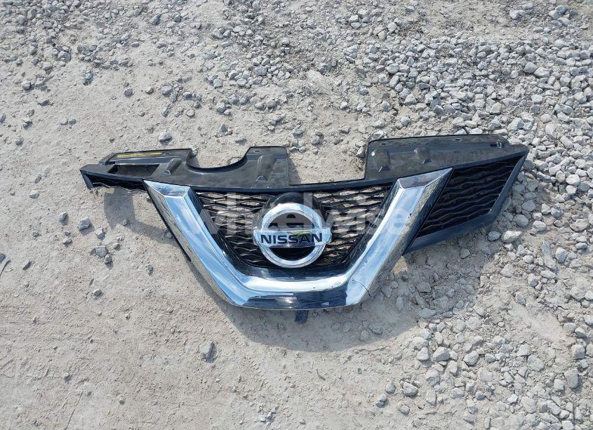 Thumbnail 4 of 2015 NISSAN ROGUE SV