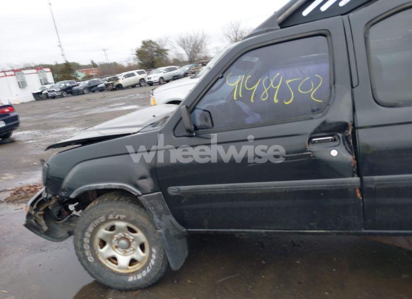 Thumbnail 13 of 2004 NISSAN XTERRA XE I4