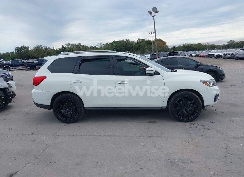 Thumbnail 5 of 2020 NISSAN PATHFINDER SV 2WD