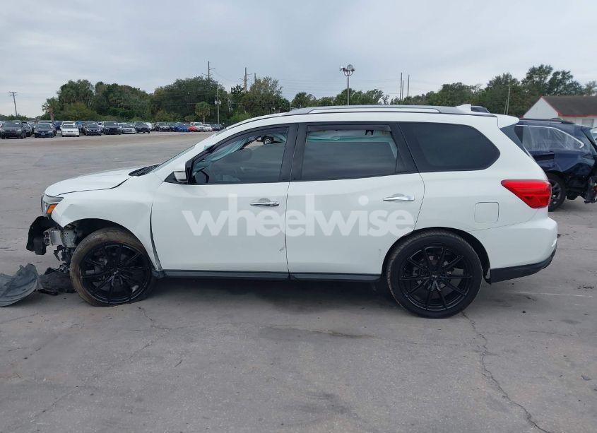Thumbnail 6 of 2020 NISSAN PATHFINDER SV 2WD