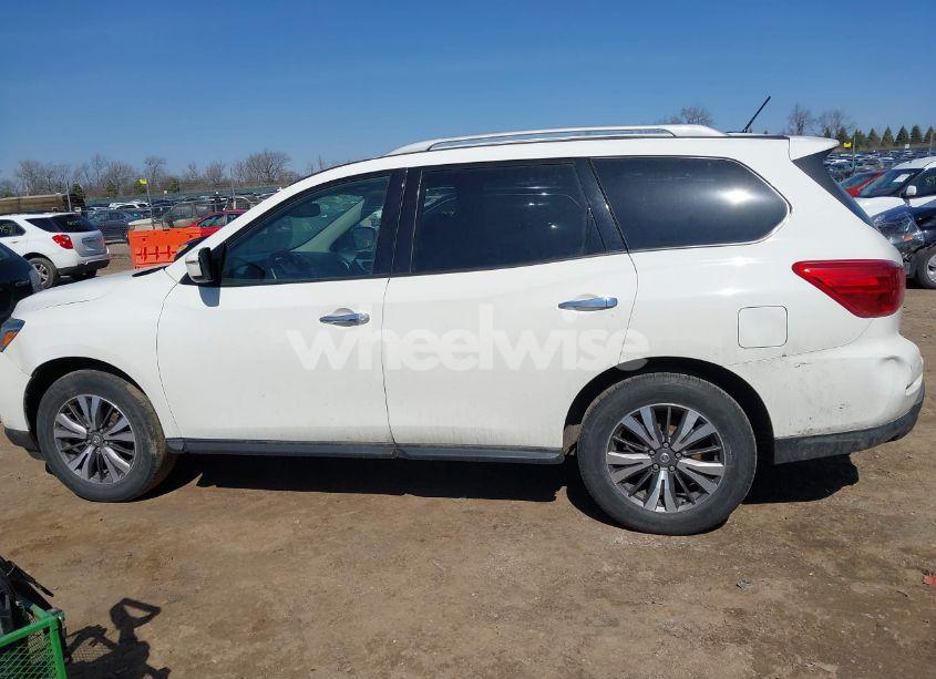 Thumbnail 6 of 2017 NISSAN PATHFINDER SV
