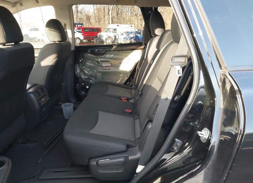 Thumbnail 14 of 2019 NISSAN PATHFINDER SV